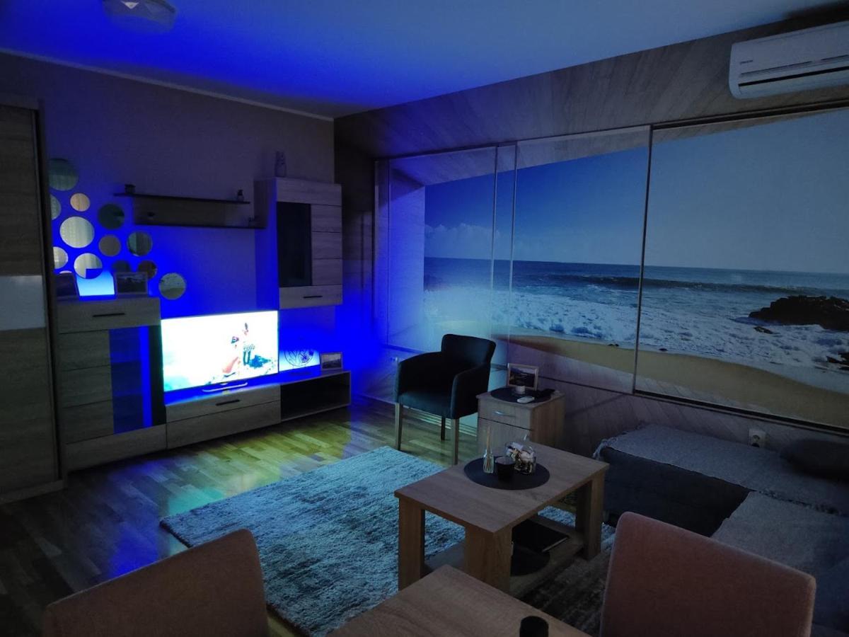 Apartman Espresso Sa Parkingom Szávaszentdemeter Kültér fotó