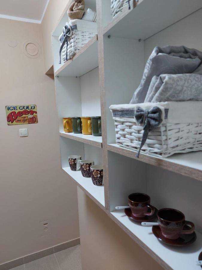 Apartman Espresso Sa Parkingom Szávaszentdemeter Kültér fotó